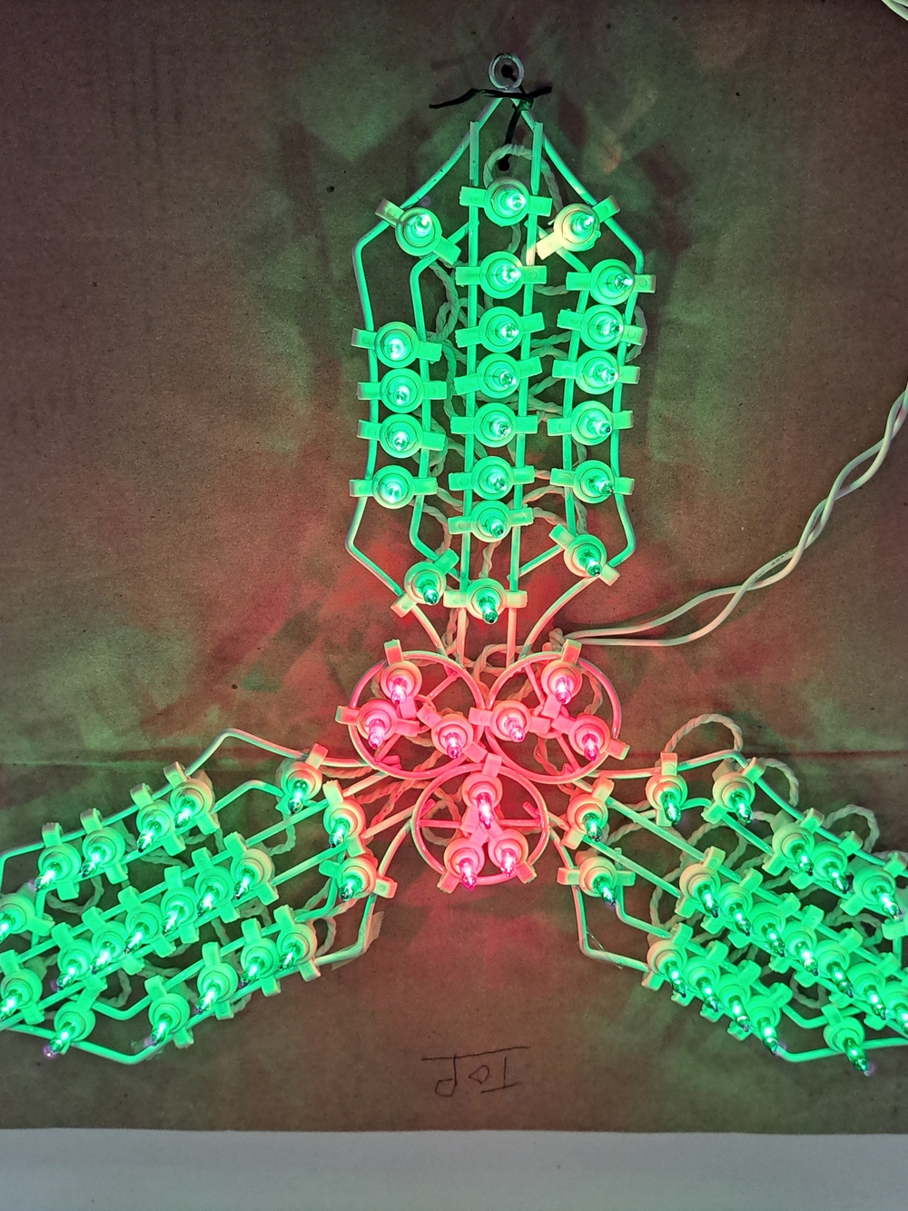 Merry Brite Vintage "Holly" Impact Light Sculpture, For Indoor or Outdoor Use
